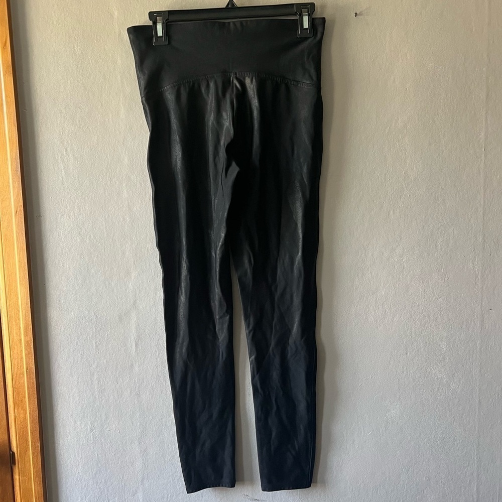 Spanx Black Faux Leather Leggings Size Large Petite - Picture 5 of 6